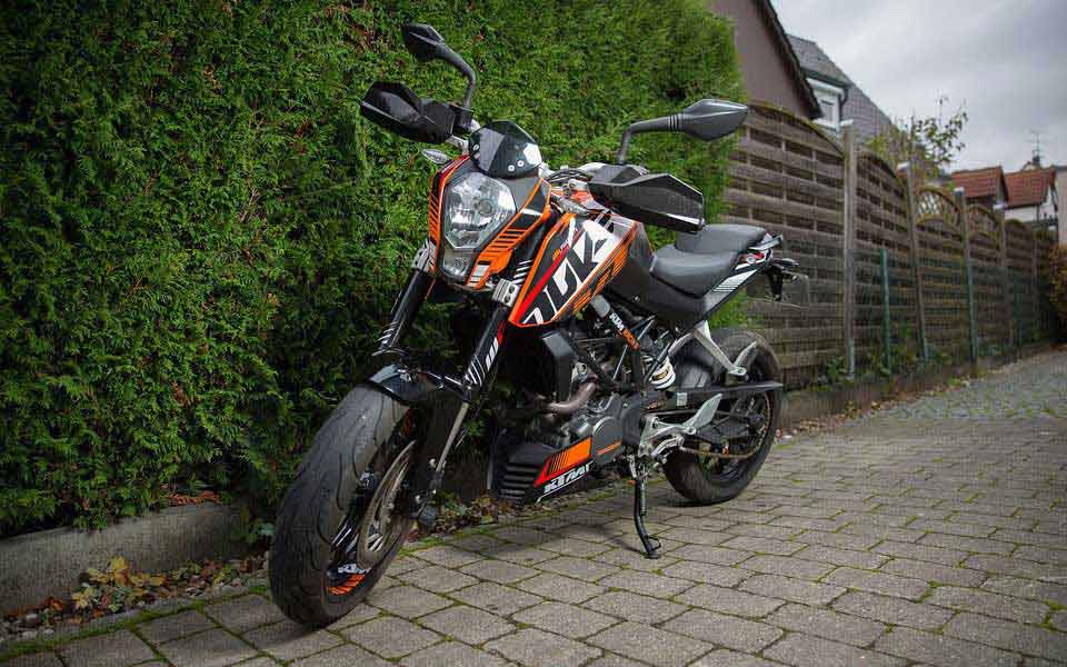 ktm duke 125 best 125 motorbikes - Motorcycle CBT: everything you need to know