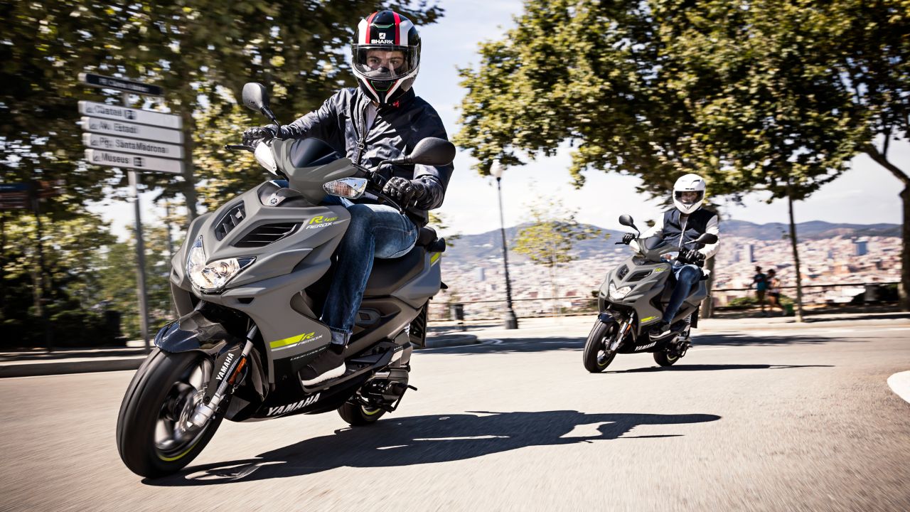 Best 50cc Mopeds - 2023 Updates - Biker Rated
