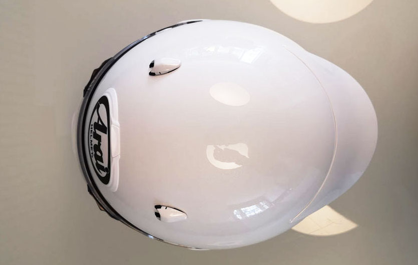 arai quantic helmet top review - Comparing a cheap and expensive motorcycle helmet