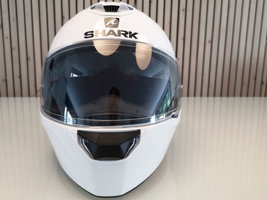 shark front skwal2 review 1 - Comparing a cheap and expensive motorcycle helmet