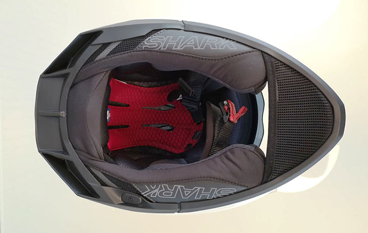 shark helmet interior - Comparing a cheap and expensive motorcycle helmet