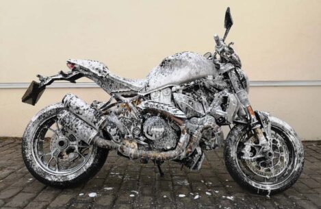 wash your motorcycle 469x305 - Biker's Guide to Winter